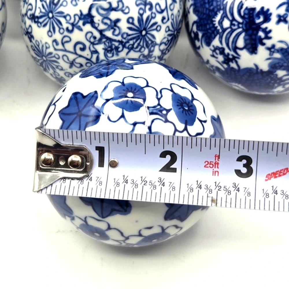 Lot Of 6 Blue & White Porcelain Chinoiserie Carpet Balls Floral Patterns
